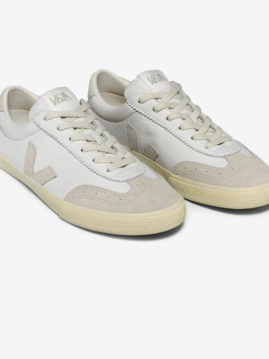 Veja Shoes - Veja Volly WOMANS sneakers